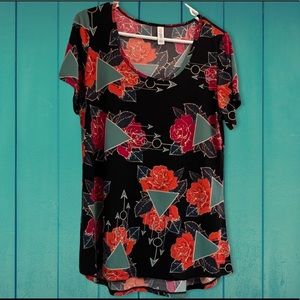 Lularoe Classic T - roses & arrows